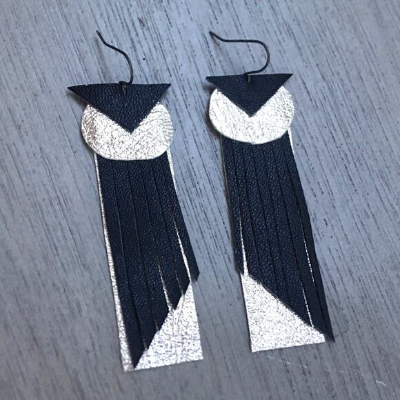Artisan Handmade Gold and black art deco abstract fringe statement earrings - Picture 1 of 10
